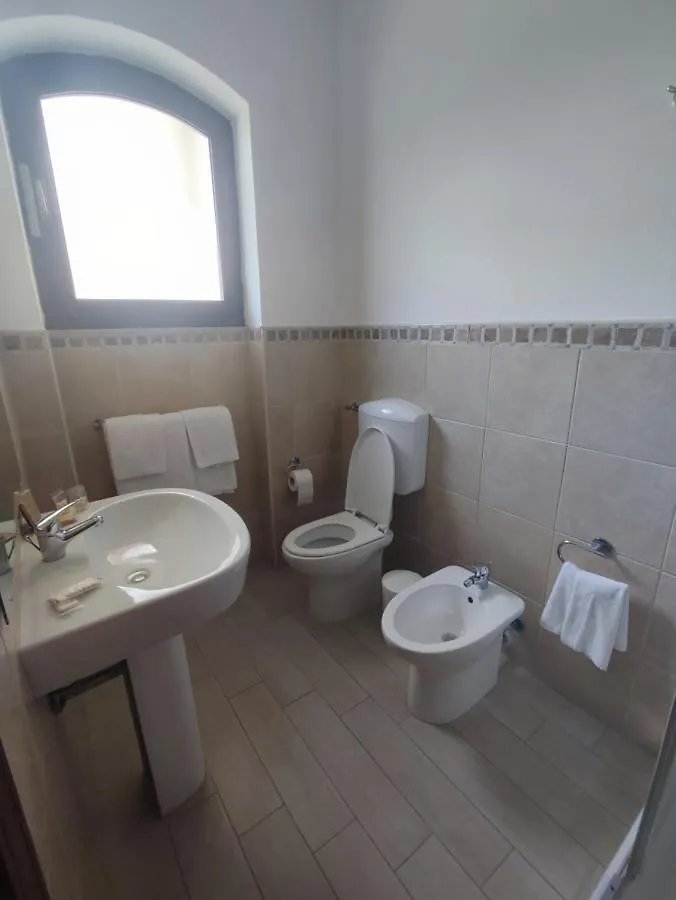San Raffaele Guest House 빌라시미우스 0*,  이탈리아